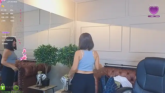 Snapshot of ROSE__15 chatting on April 29, 11:47 am ROSE 15 online show from April 29, 11:47 am