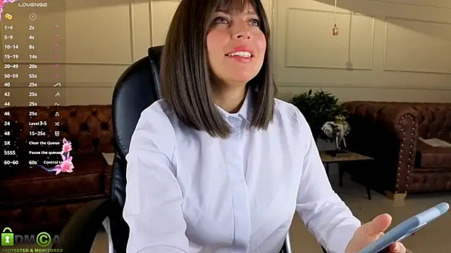 Snapshot of ROSE__15 chatting on May 18, 12:11 pm ROSE 15 online show from May 18, 12:11 pm