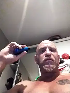 Snapshot of Verynaughtyx chatting on October 15, 9:37 pm Verynaughtyx online show from October 15, 9:37 pm