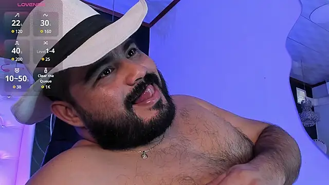 Snapshot of MichaelBear_ chatting on January 10, 3:37 pm MichaelBear online show from January 10, 3:37 pm