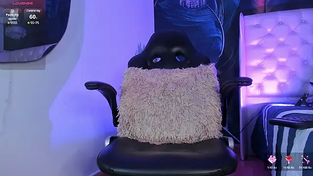 Snapshot of MichaelBear_ chatting on January 23, 3:32 pm MichaelBear online show from January 23, 3:32 pm