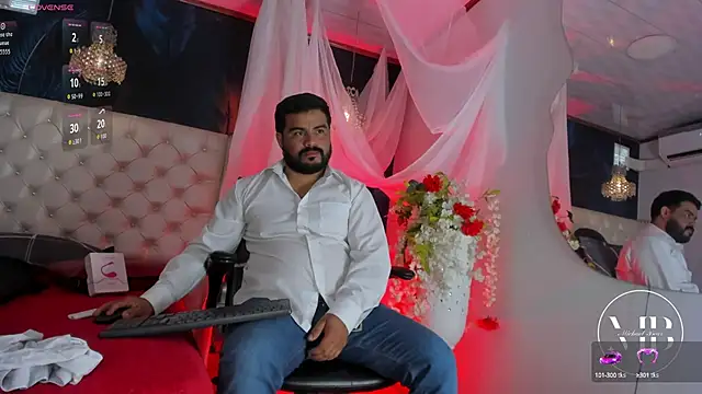 Snapshot of MichaelBear_ chatting on September 14, 2:27 pm MichaelBear online show from September 14, 2:27 pm