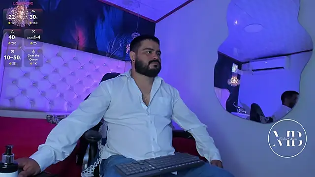 Snapshot of MichaelBear_ chatting on October 2, 12:56 pm MichaelBear online show from October 2, 12:56 pm