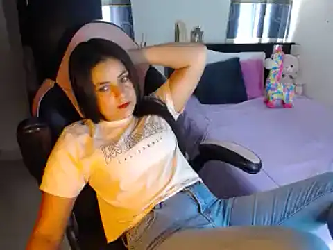 violeta campbell online show from February 21, 7:21 pm