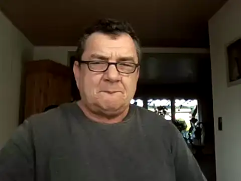 Nobbie444 online show from March 3, 8:42 am