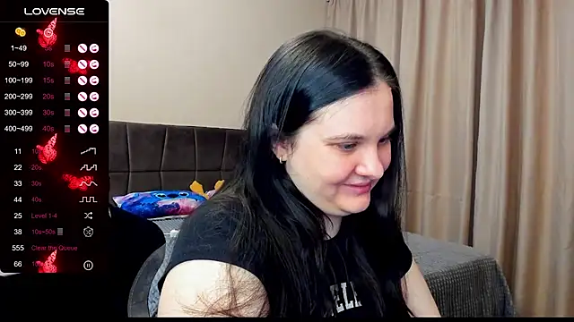 Snapshot of AlanaBrox chatting on November 2, 3:03 pm AlanaBrox online show from November 2, 3:03 pm