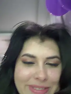 Snapshot of Alyaa_s chatting on October 3, 11:02 pm Alyaa s online show from October 3, 11:02 pm