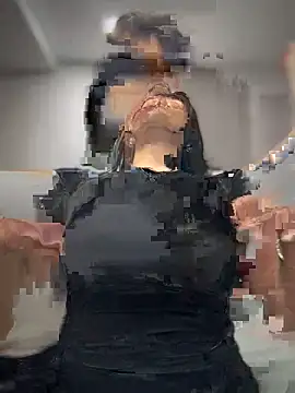 Alyaa s online show from October 23, 10:30 pm