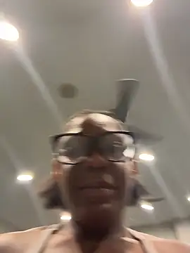 TilaTotti online show from April 9, 6:19 am