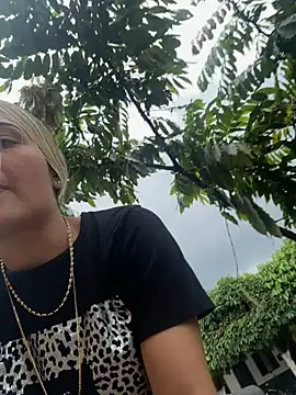 Snapshot of Sarita-candy chatting on January 26, 5:13 pm Sarita-candy online show from January 26, 5:13 pm