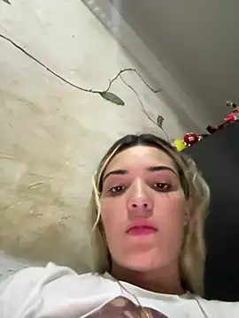 Snapshot of Sarita-candy chatting on March 15, 2:12 pm Sarita-candy online show from March 15, 2:12 pm