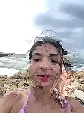 Snapshot of Sarita-candy chatting on October 23, 9:57 pm Sarita-candy online show from October 23, 9:57 pm