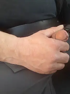 Snapshot of 74bob chatting on February 5, 3:31 pm 74bob online show from February 5, 3:31 pm