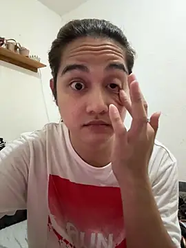 Snapshot of MarieLoveGlamorous chatting on October 9, 2:48 pm MarieLoveGlamorous online show from October 9, 2:48 pm