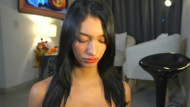 Snapshot of kendall_ruiz chatting on October 24, 11:56 pm kendall ruiz online show from October 24, 11:56 pm