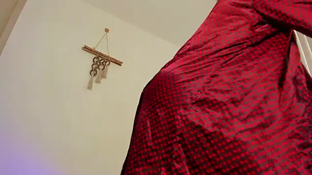 Snapshot of karlye_5 chatting on March 10, 6:23 pm karlye 5 online show from March 10, 6:23 pm