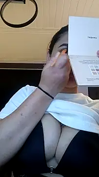 Snapshot of Emiily_W chatting on March 20, 3:04 pm Emiily W online show from March 20, 3:04 pm