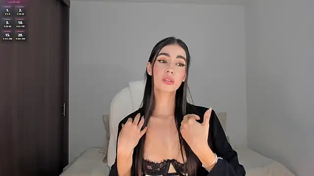 Snapshot of RebeccaBaxter chatting on March 12, 11:33 pm RebeccaBaxter online show from March 12, 11:33 pm