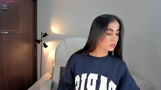 Snapshot of RebeccaBaxter chatting on November 12, 11:47 pm RebeccaBaxter online show from November 12, 11:47 pm