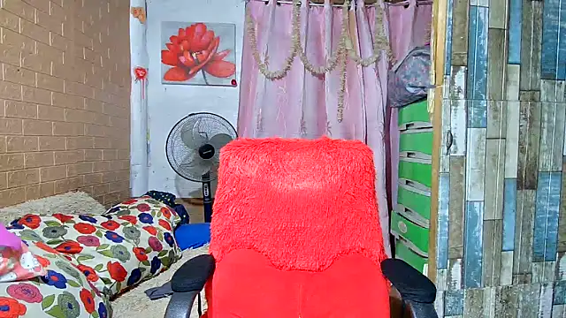 M e c e l online show from March 13, 4:27 am