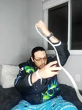 Snapshot of lucasgalacticman chatting on February 23, 11:22 am lucasgalacticman online show from February 23, 11:22 am