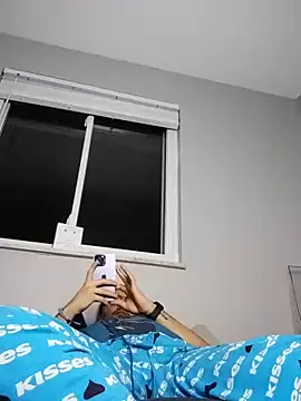 Snapshot of lucasgalacticman chatting on February 24, 6:05 am lucasgalacticman online show from February 24, 6:05 am