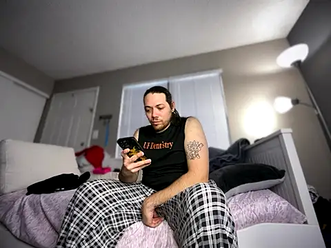 Snapshot of lucasgalacticman chatting on December 19, 3:08 pm lucasgalacticman online show from December 19, 3:08 pm