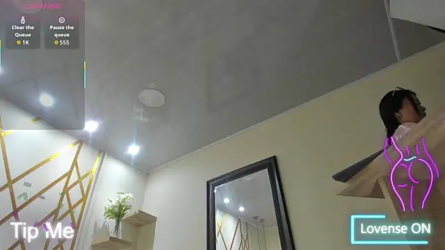 Snapshot of bonie_lov chatting on November 11, 10:10 pm bonie lov online show from November 11, 10:10 pm