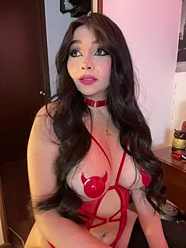 Snapshot of KateLatorre chatting on February 28, 10:50 pm KateLatorre online show from February 28, 10:50 pm