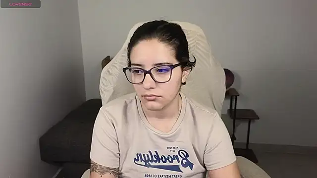 blue  moon  online show from October 31, 4:46 am