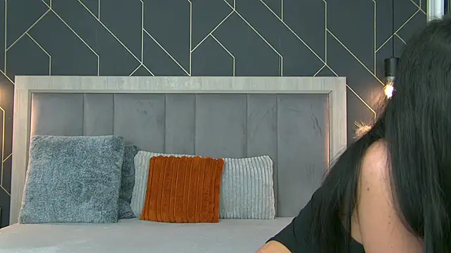 EmyLaveau online show from March 30, 5:19 am