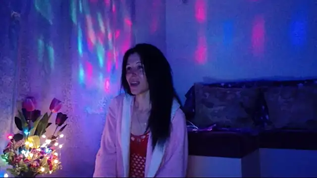 Snapshot of ElysaSun chatting on March 7, 1:31 am ElysaSun online show from March 7, 1:31 am