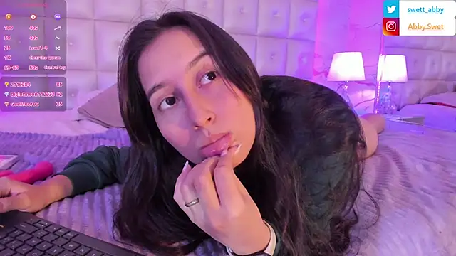 Snapshot of Abby_Sweet1_ chatting on February 4, 5:45 pm Abby Sweet1  online show from February 4, 5:45 pm