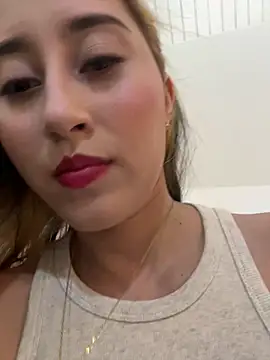 Snapshot of Abby_Sweet1_ chatting on September 14, 2:11 am Abby Sweet1  online show from September 14, 2:11 am