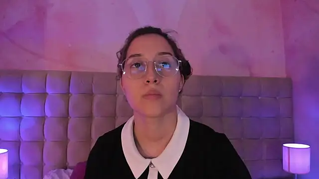Snapshot of Abby_Sweet1_ chatting on October 4, 7:34 pm Abby Sweet1  online show from October 4, 7:34 pm
