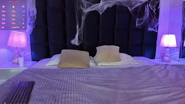 Snapshot of Abby_Sweet1_ chatting on November 2, 11:45 am Abby Sweet1 online show from November 2, 11:45 am