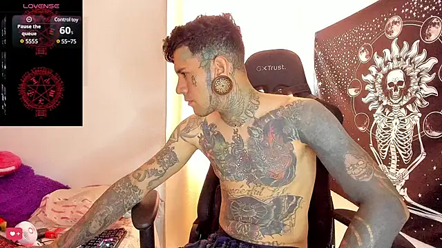 Snapshot of josh__ackerman chatting on January 11, 6:12 pm josh ackerman online show from January 11, 6:12 pm