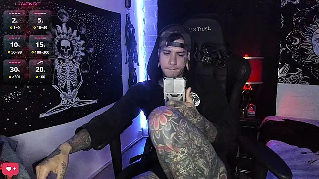 Snapshot of josh__ackerman chatting on March 12, 9:56 pm josh ackerman online show from March 12, 9:56 pm