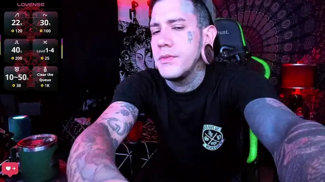 Snapshot of josh__ackerman chatting on September 22, 12:01 am josh ackerman online show from September 22, 12:01 am