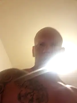 Snapshot of szaoonybyczek chatting on November 9, 2:21 am szaoonybyczek online show from November 9, 2:21 am