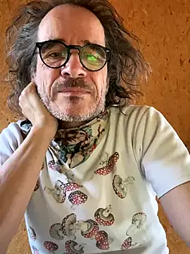 GioApri online show from November 18, 9:58 am