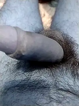 Rajxxxdx4u online show from March 2, 7:12 pm