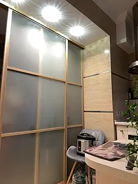 Snapshot of remirann_ chatting on January 10, 2:23 pm remirann online show from January 10, 2:23 pm