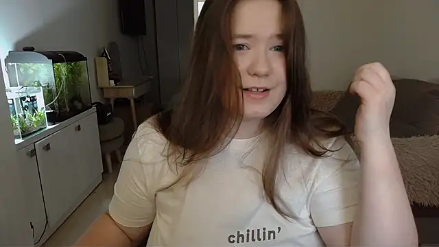 Snapshot of remirann_ chatting on February 15, 10:33 am remirann online show from February 15, 10:33 am