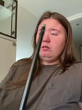 Snapshot of remirann_ chatting on March 6, 1:57 pm remirann online show from March 6, 1:57 pm