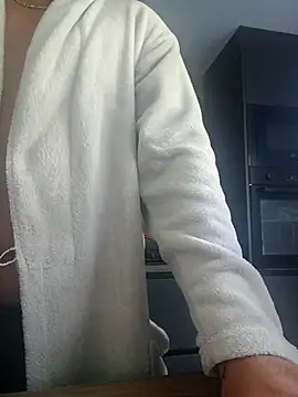 Adry1986 online show from September 22, 9:00 am