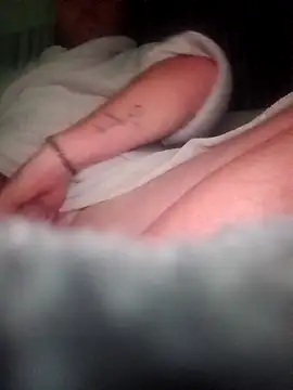 Adry1986 online show from November 4, 7:13 pm