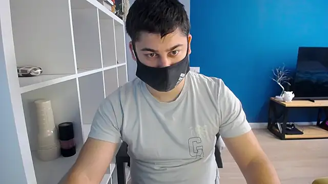 Tomguys online show from March 13, 8:04 am