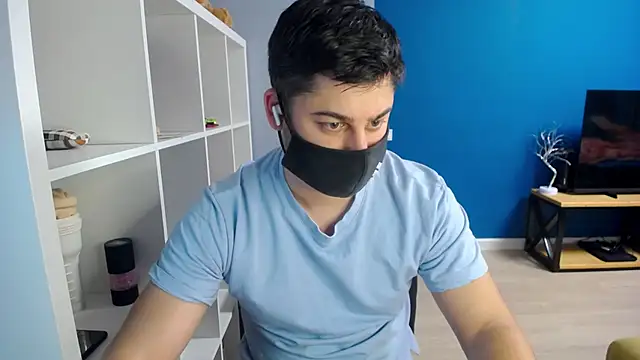 Tomguys online show from March 17, 7:58 pm