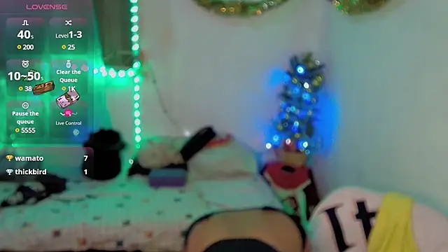 Snapshot of kiarybell__ chatting on December 15, 5:34 am kiarybell online show from December 15, 5:34 am